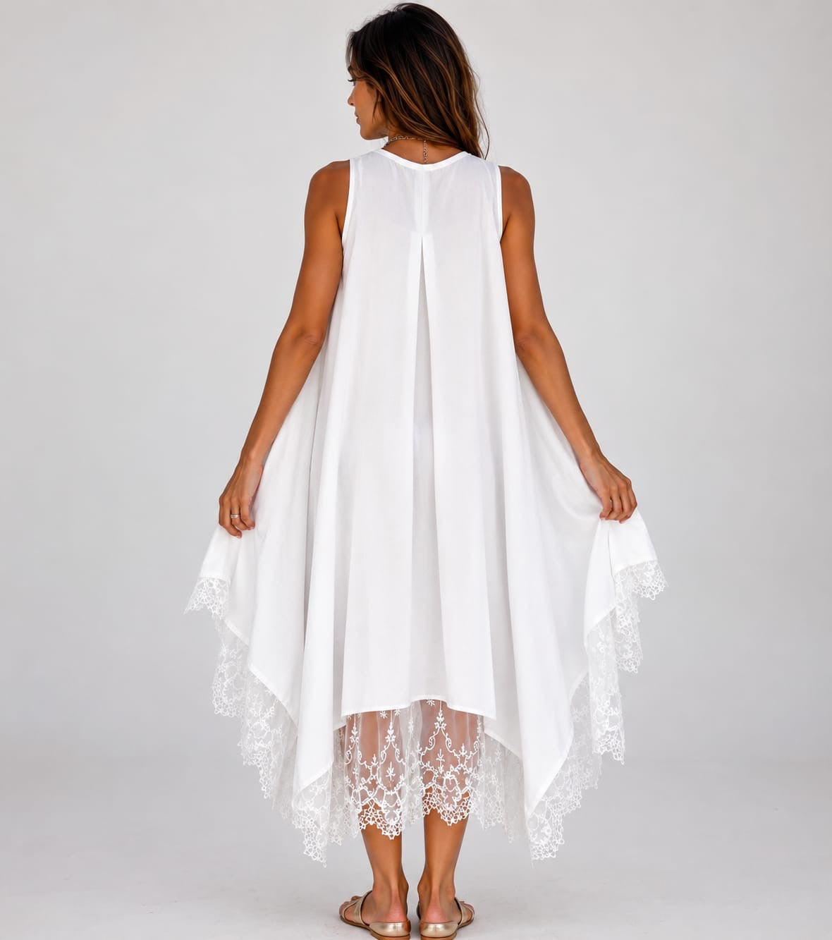 Coordinato Chic Due Pezzi  con Abito Smanicato e Camicia Oversize in Pizzo