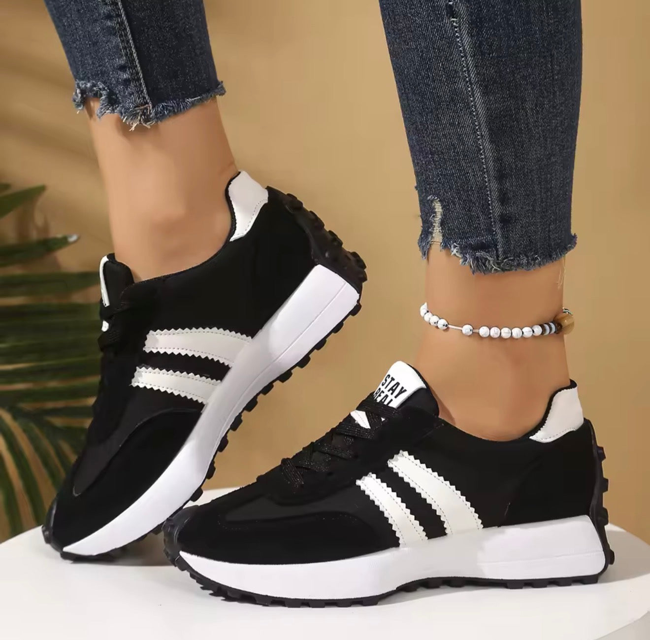 Sneakers Donna Urban Chic – Comfort e Stile Quotidiano 🤍🖤